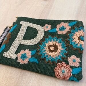 America & Beyond Beaded Initial Pouch Women Small Green Floral Wristlet P